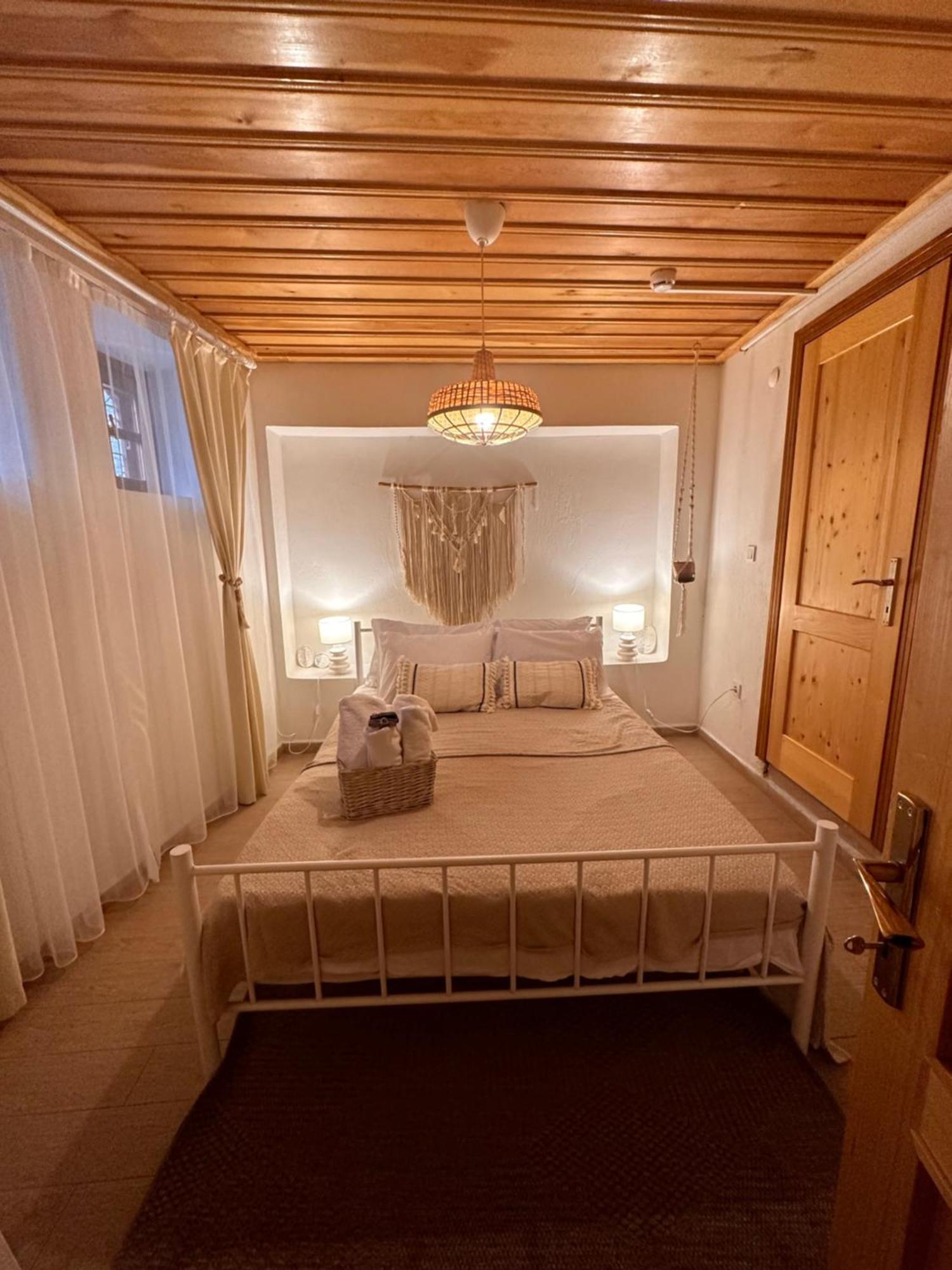 Hanole Guest House Ayvalik Exterior photo