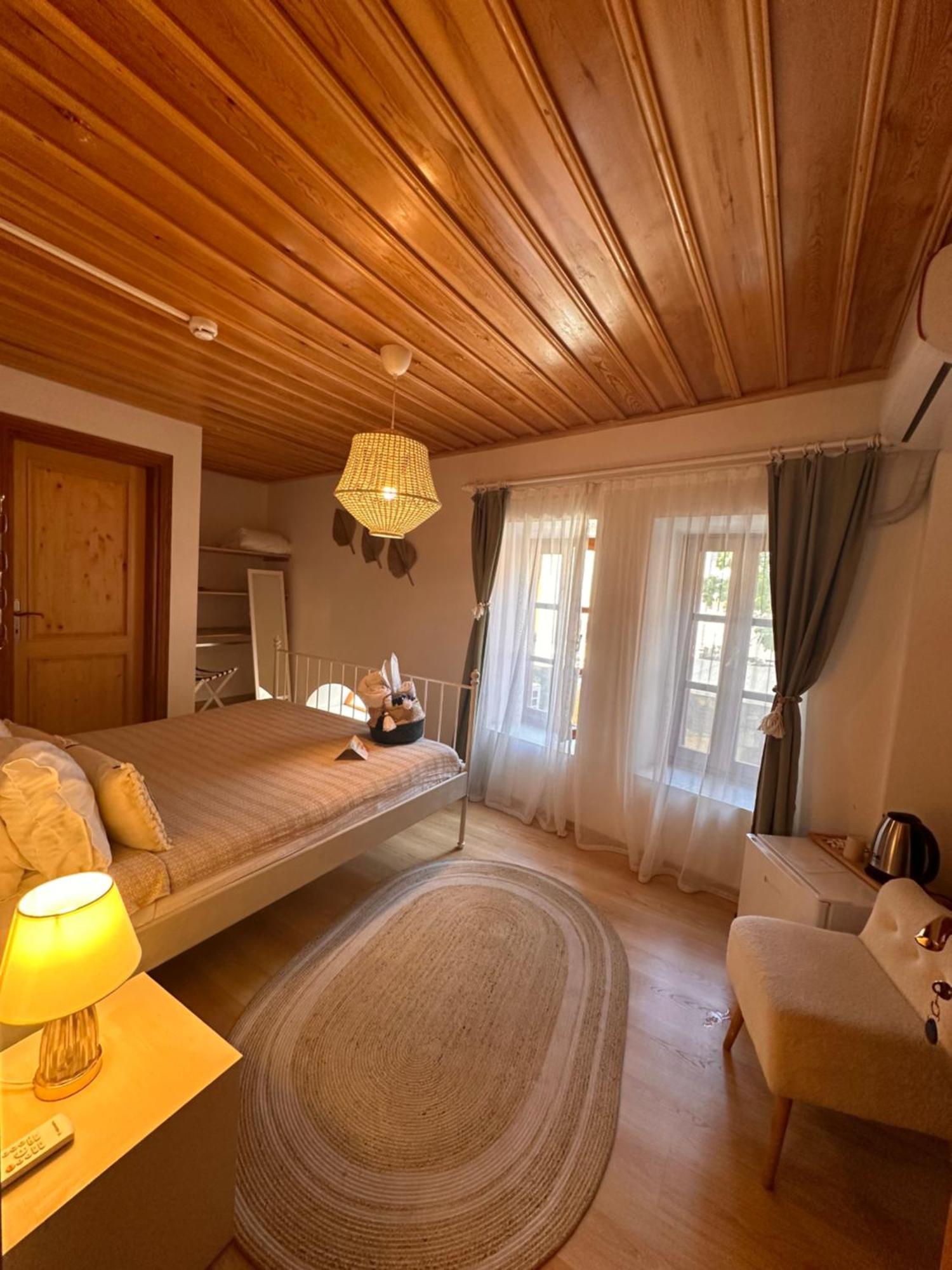 Hanole Guest House Ayvalik Exterior photo