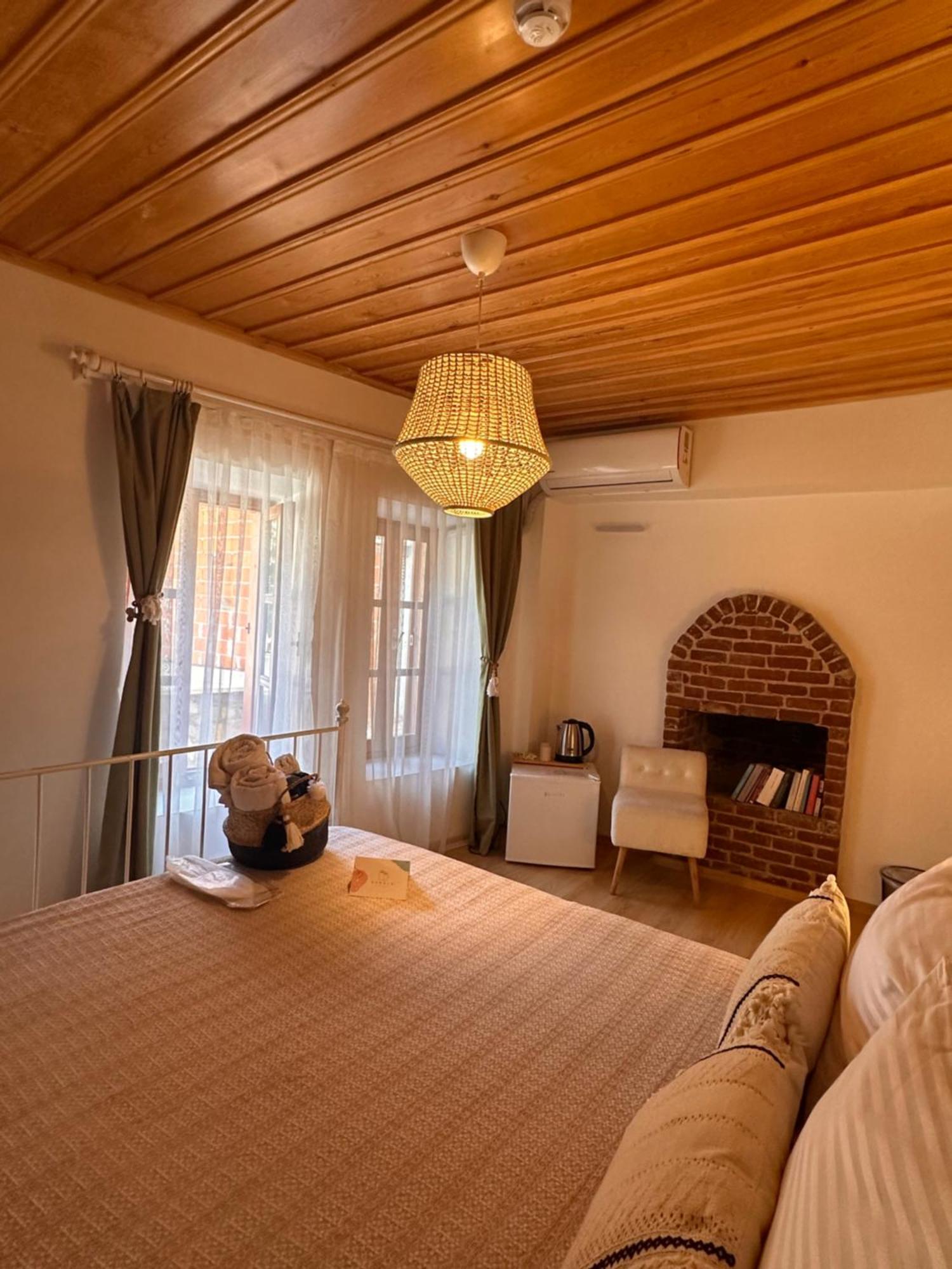 Hanole Guest House Ayvalik Exterior photo